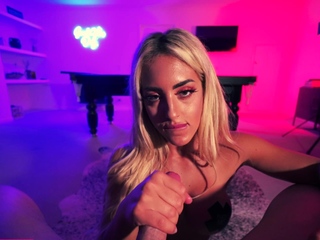 Fit Kitty Gets Her Pussy Filled With Cum