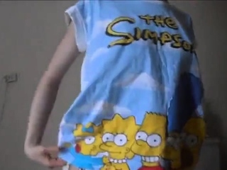 Amateur Babe Dancing to Music